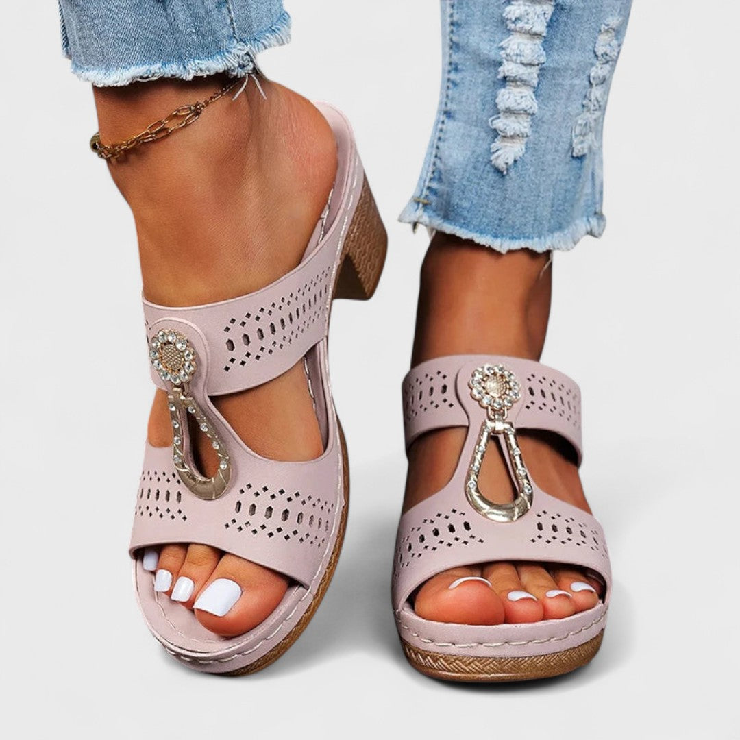 Vlasta - Elegantní a Pohodlné Ortopedické Sandály