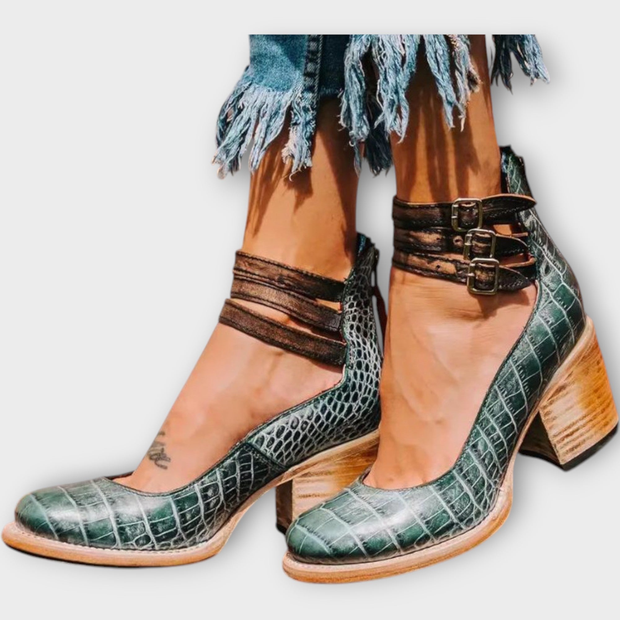 Karolína Elegantní Sandály SeTřemiPásky ŠirokýPodpatek